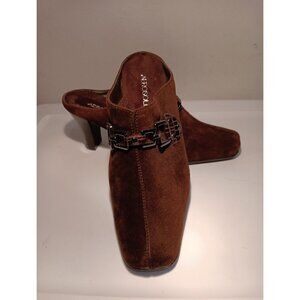 - New Y2k 90s Womens Suede Brown Aerosoles Clogs Mules  Shoes - Size 8‎